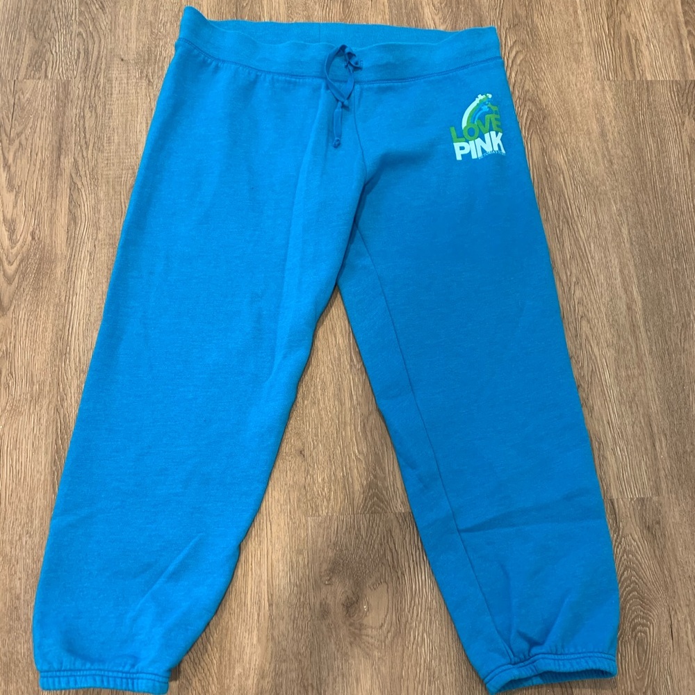 Victoria’s Secret PINK crop sweatpants (L)
